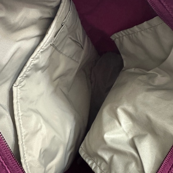 Fjallraven purple convertible backpack - Picture 4 of 5